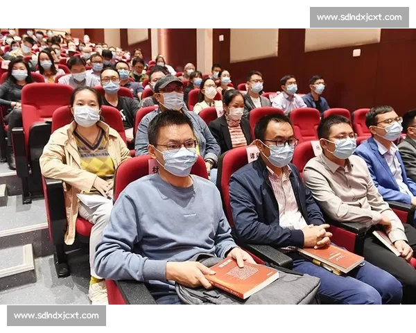 在时代浪潮中以万众瞩目书写中国创新发展的崭新篇章时代新图景